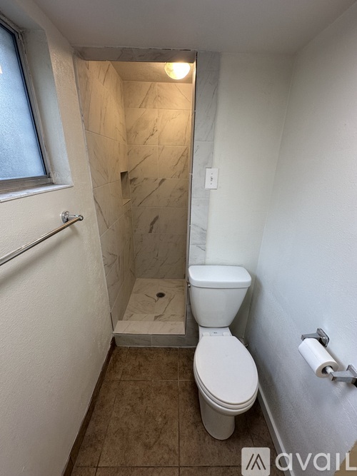 966 N Main St. 2 Beds Apartment for Rent - Photo gallery 5