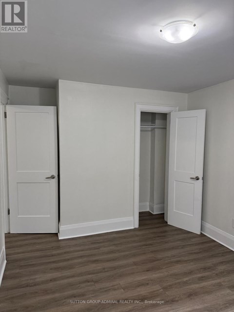 16 - 915 ST CLAIR AVENUE W 2 Beds Apartment for Rent