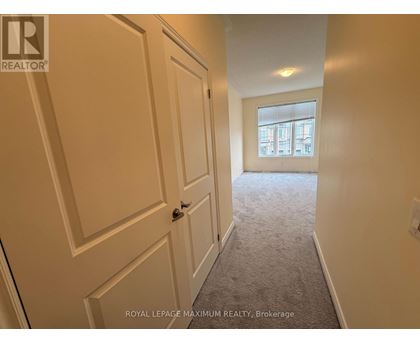 76 BLACKWELL CRESCENT 3 Beds Home, Townhouse for Rent - Photo gallery 4