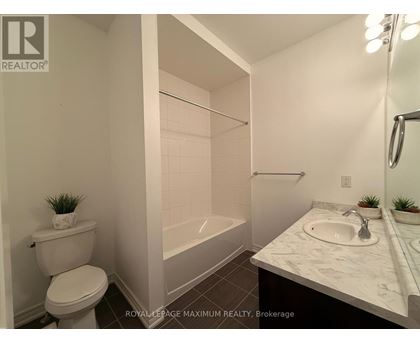 76 BLACKWELL CRESCENT 3 Beds Home, Townhouse for Rent - Photo gallery 5