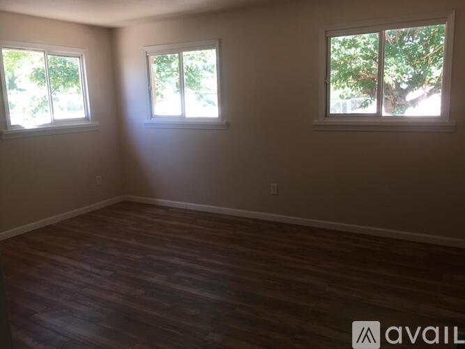 460 Bothwell Street 2 Beds Single Family Home for Rent - Photo gallery 1