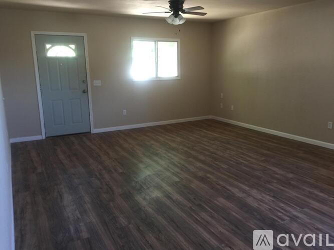 460 Bothwell Street 2 Beds Single Family Home for Rent - Photo gallery 3