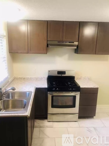 305 Damone Avenue 3 Beds Single Family Home for Rent - Photo gallery 4
