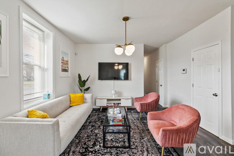 322 West Street 2 Beds Apartment for Rent - Photo gallery 1