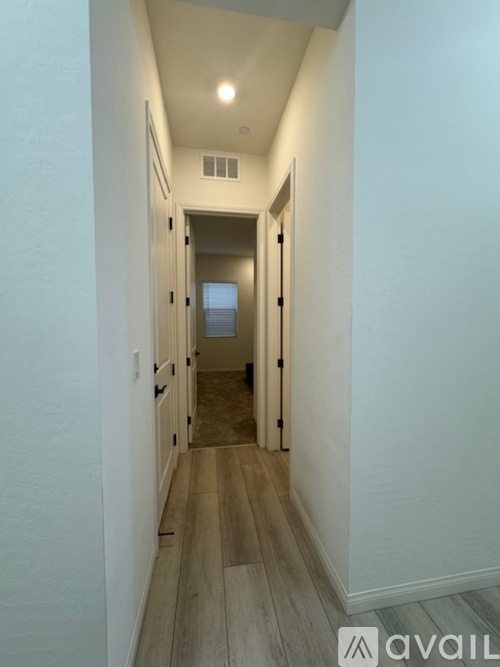 1598 Crowned Eagle St 4 Beds Single Family Home for Rent - Photo gallery 4