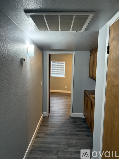 5568 W Calimyrna Ave 3 Beds Single Family Home for Rent - Photo gallery 3