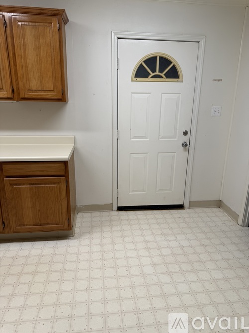 142 Mosley Drive 1 Single Family Home for Rent - Photo gallery 2