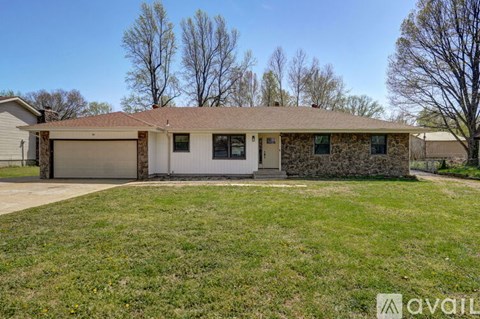 2558 West Village Lane 4 Beds Apartment for Rent