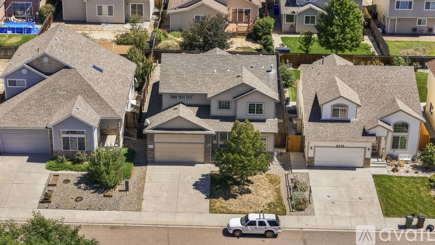 6263 Saddlebred Way 5 Beds Single Family Home for Rent - Photo gallery 2