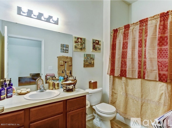 7062 Snowy Canyon Dr 3 Beds Apartment for Rent - Photo gallery 3