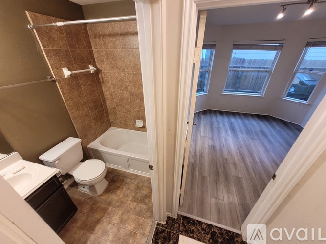 4123 Buras Pass Lane 4 Beds Single Family Home for Rent - Photo gallery 4