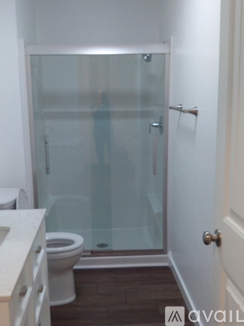 1025 Wood St 2 Beds Single Family Home for Rent - Photo gallery 5