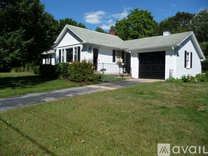 1044 Main Road 2 Beds Single Family Home for Rent - Photo gallery 1