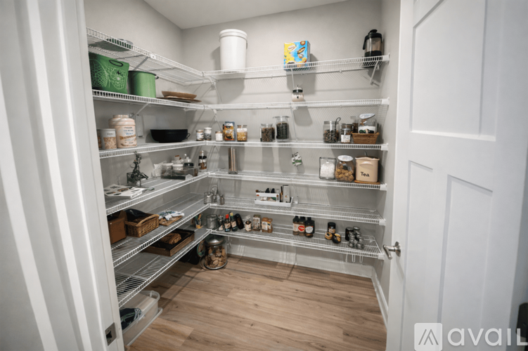 2921 Clivedon Rd 3 Beds Single Family Home for Rent - Photo gallery 5