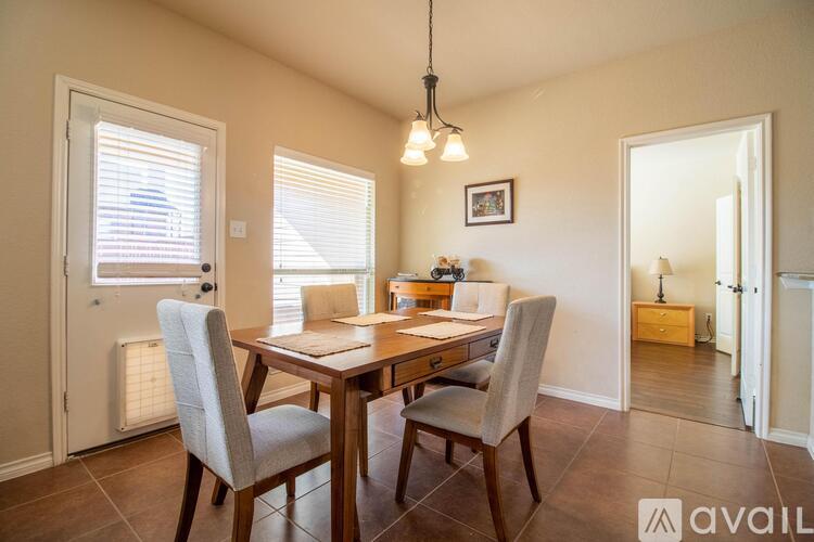762 Fannin Drive 4 Beds Single Family Home for Rent - Photo gallery 4