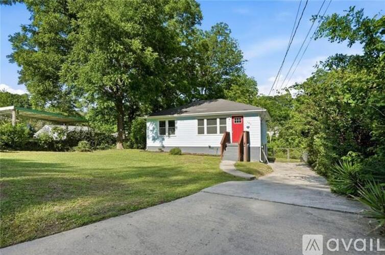 320 Camfield Court Southwest 3 Beds Single Family Home for Rent - Photo gallery 2