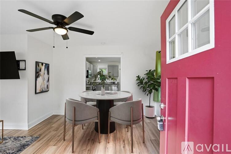 320 Camfield Court Southwest 3 Beds Single Family Home for Rent - Photo gallery 5