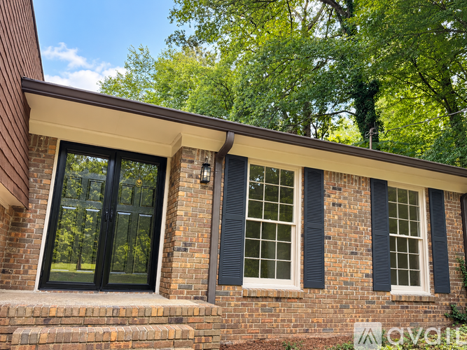 2922 17th St Tuscaloosa, AL 4 Beds Single Family Home for Rent - Photo gallery 3