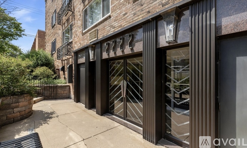 2222 East Belleview Place 1 Condo for Rent - Photo gallery 1