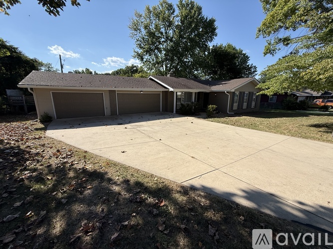 936 Waverly Rd 3 Beds Single Family Home for Rent - Photo gallery 1