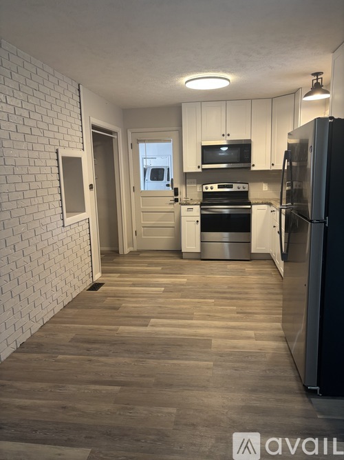 936 Waverly Rd 3 Beds Single Family Home for Rent - Photo gallery 4