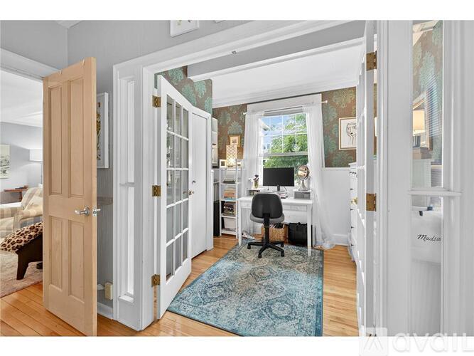 3035 Irving Avenue South 2 Beds Apartment for Rent - Photo gallery 3