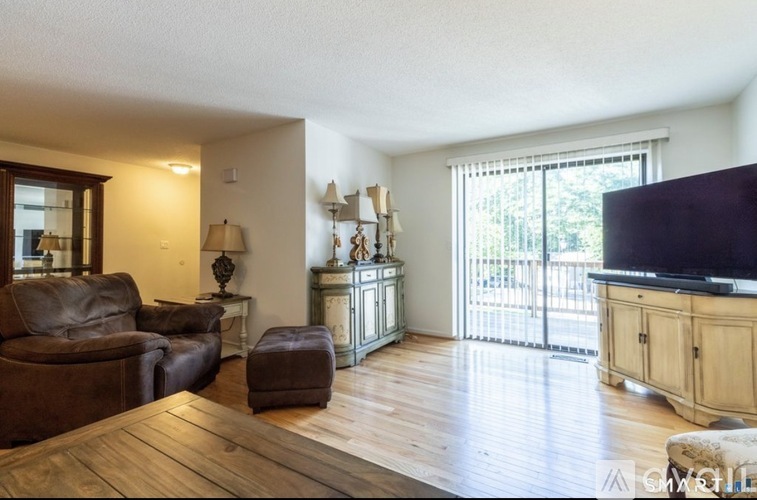 3 Dutton Place Way 2 Beds Townhouse for Rent - Photo gallery 2