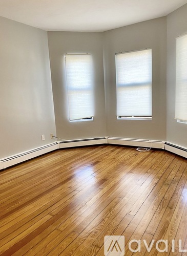 227 Talbot Ave 3 Beds Apartment for Rent - Photo gallery 5