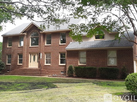 1704 Hurlingham Court 4 Beds Apartment for Rent