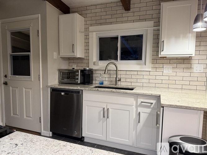 2432 Edgevale Rd 3 Beds Apartment for Rent - Photo gallery 5
