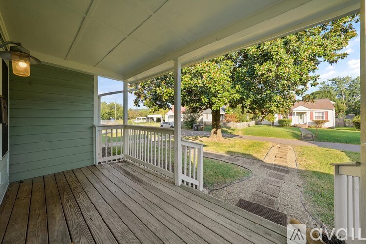1932 Fairwood Ave 2 Beds Single Family Home for Rent - Photo gallery 3