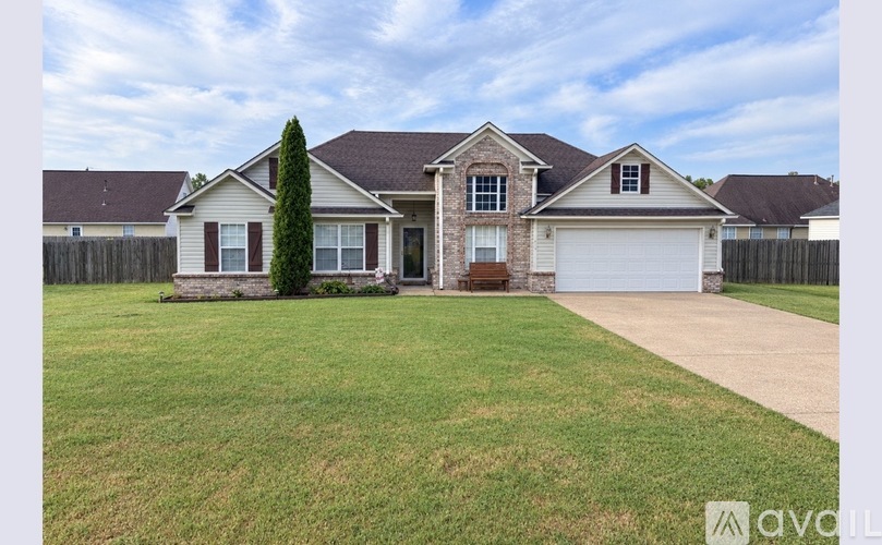 119 Julia Drive 3 Beds Single Family Home for Rent - Photo gallery 1
