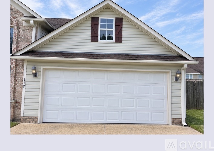 119 Julia Drive 3 Beds Single Family Home for Rent - Photo gallery 2