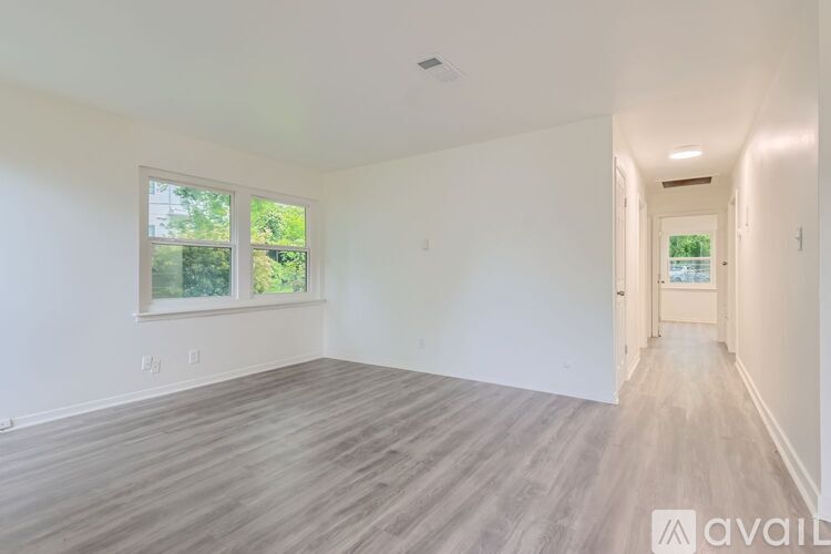 901 Garden Villa Ct 3 Beds Single Family Home for Rent - Photo gallery 3