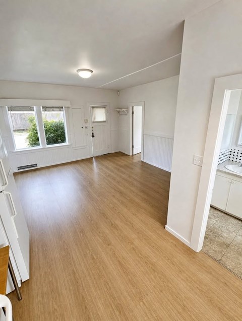 317 Marmont Street 2 Beds Apartment for Rent