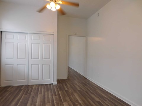 2433 Frenchmen St 3 Beds Apartment for Rent