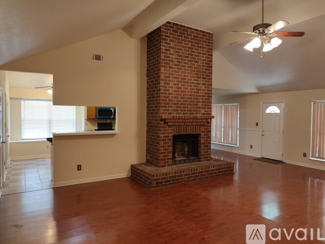 548 Woodstone Road 4 Beds Single Family Home for Rent - Photo gallery 5