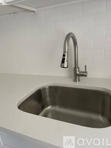 3240 Henry Hudson Pkwy 3 Beds Apartment for Rent - Photo gallery 4