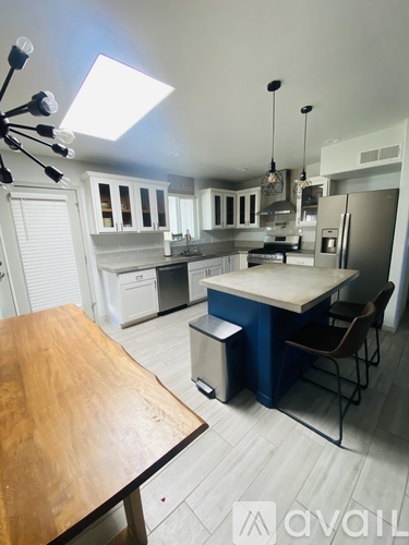 8418 E Fond Du Lac Dr 4 Beds Single Family Home for Rent - Photo gallery 4