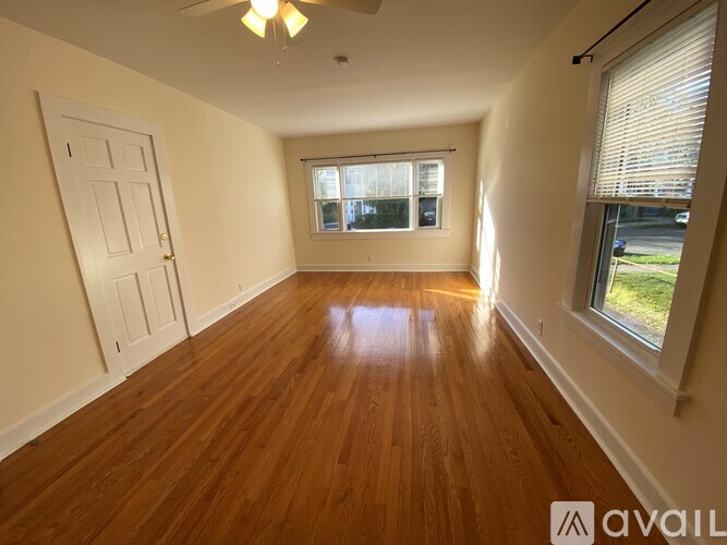 536 Midland St 2 Beds Apartment for Rent - Photo gallery 2