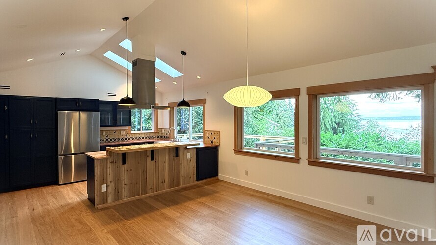 6401 Northeast Jones Road 1 Single Family Home for Rent - Photo gallery 3