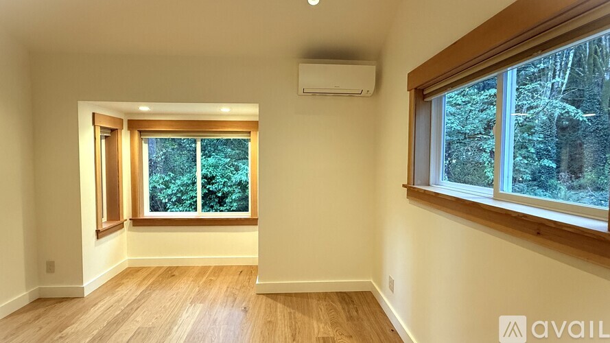 6401 Northeast Jones Road 1 Single Family Home for Rent - Photo gallery 5