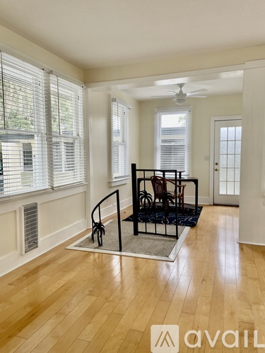 609 Oak Ave 1 Apartment for Rent - Photo gallery 1