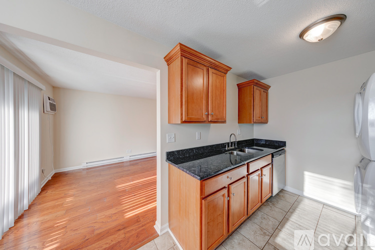 6301 W Kilgore Ave 1 Apartment for Rent - Photo gallery 2