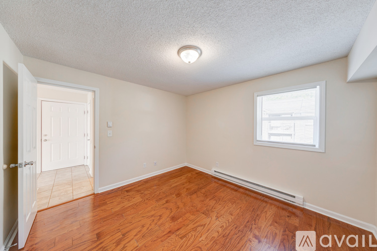 6301 W Kilgore Ave 1 Apartment for Rent - Photo gallery 5
