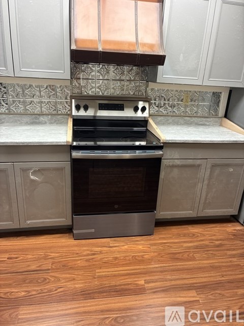 170 Ottawa St 1 Apartment for Rent