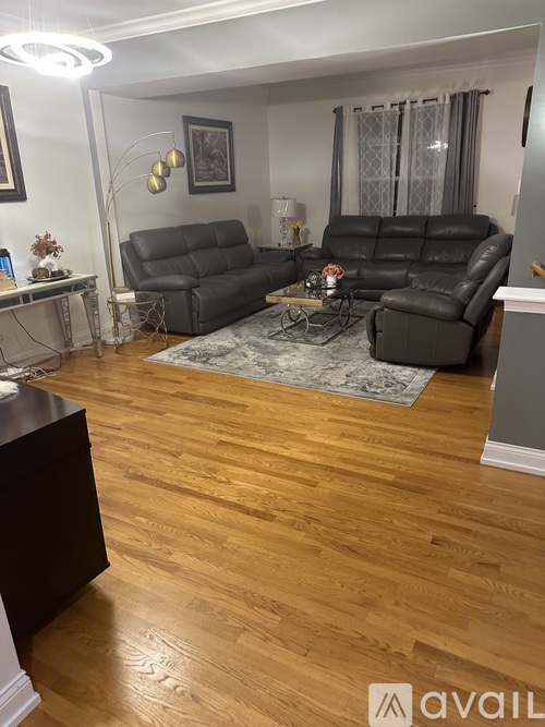 1060 Kufrin Way 3 Beds Townhouse for Rent - Photo gallery 3