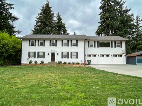 1808 Tacoma Point Drive East 3 Beds Apartment for Rent