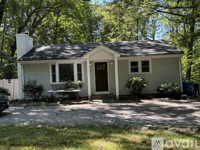 42 Ledgewood Rd 3 Beds Single Family Home for Rent - Photo gallery 1