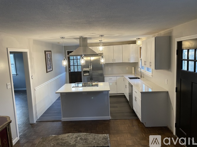 42 Ledgewood Rd 3 Beds Single Family Home for Rent - Photo gallery 4